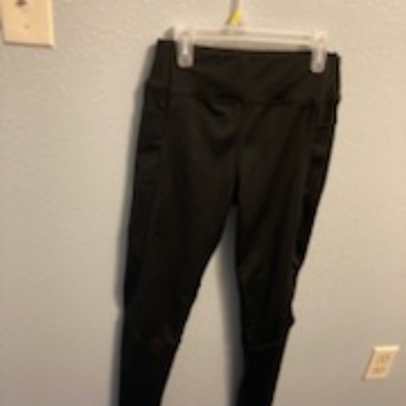 Womans shein active leggings. Black. Pockets on each side. Sz M. - Picture 5 of 5